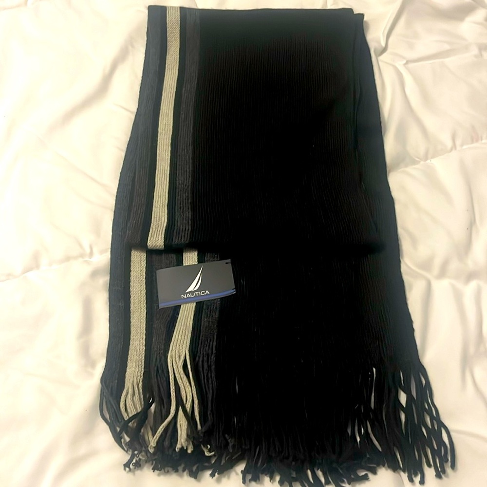Nautica scarf, one size for adults new with tag